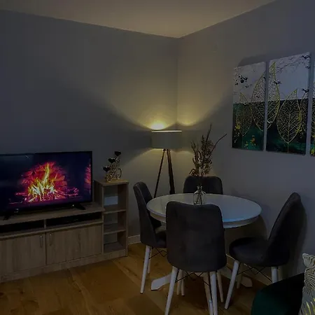 Apartman Dom Daire *